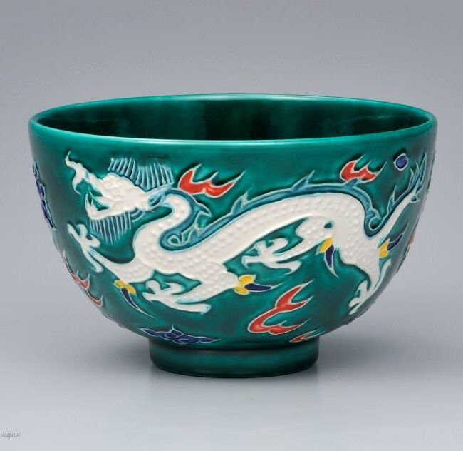 SEICHU AKAZAWA ROSEKI IV(1941-2020) Ao-Kochi Haku-Ryu ciotola da tè (Draghi Bianchi)