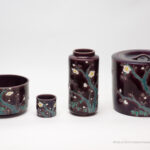 赤沢露石 (三代) 紫交趾梅皆具